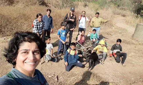 निमित्त टेकडीचं – बहरणं मुलांचं!