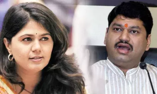 धनंजय मुंंडेंकडून छत्रपतींच्या संस्कारांची पायमल्ली; पंकजा मुंडेंचा निशाणा