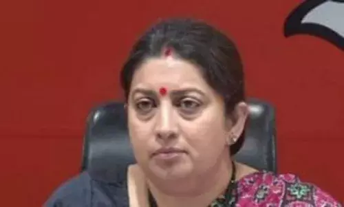 वाड्रांच्या घोटाळ्यात खरा चेहरा राहुल गांधींचा – स्मृती इराणी