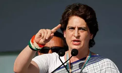 पुलवामा हल्ल्यानंतर काँग्रेसचं भाजपवर प्रियंकास्त्र