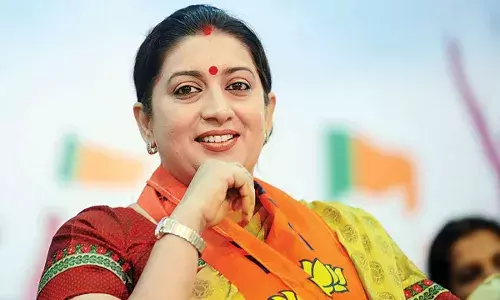 मॉडेल, अभिनेत्री ते केंद्रीय मंत्री, स्मृती इराणींचा चढता आलेख मॉडेल, अभिनेत्री ते केंद्रीय मंत्री, स्मृती इराणींचा चढता आलेख