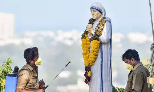 करोना नावाची जागतिक विश्रांती.. आणि जगण्याची बदलती गणितं करोना नावाची जागतिक विश्रांती.. आणि जगण्याची बदलती गणितं