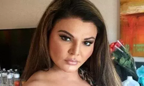 VIDEO : राखी सावंत कोरोना व्हायरसला संपवण्यासाठी चीन च्या दौऱ्यावर..