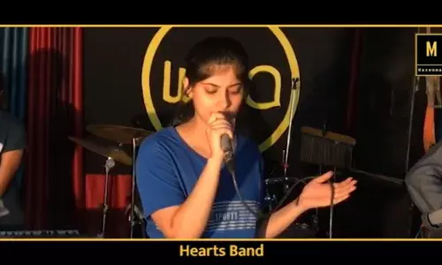 महिलांचा पहिला म्युझिक बँड महिलांचा पहिला म्युझिक बँड