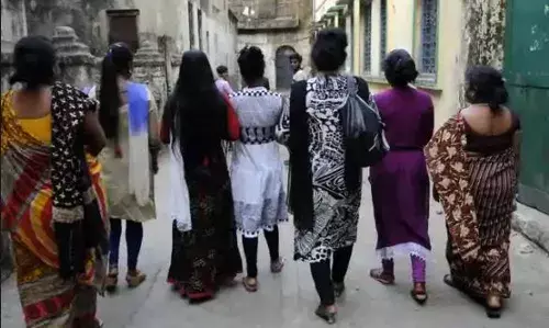 लॉकडाऊन : देहविक्री व्यवसायातील महिला आणि तृतीयपंथीयांची अन्न सुरक्षा