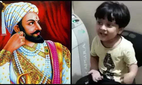 या चिमुकलीच्या गोड आवाजात शिवाजी राजांचं गाणं एकदा ऐकाच...