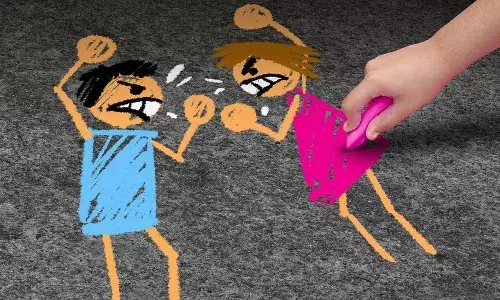 कौटुंबिक हिंसाचार – परिस्थिती कशी बदलेल? कौटुंबिक हिंसाचार – परिस्थिती कशी बदलेल?