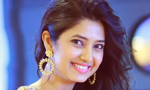 ‘ही’ अभिनेत्री करतेय गरजू महिलांना मदत