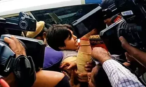 तृप्ती देसाईंना पुन्हा अटक