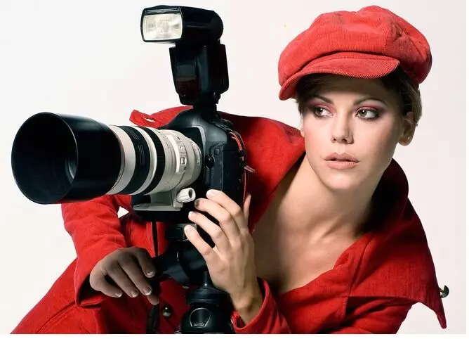 वर्ल्ड फोटोग्राफी डे : डिजिटल फोटोग्राफी कोर्स महिलांसाठी उत्तम पर्याय