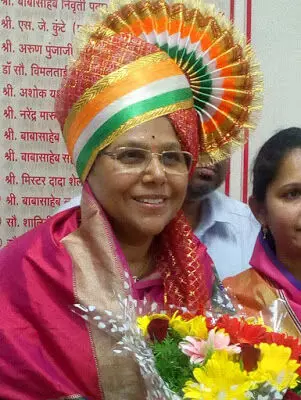जिल्हा परिषदेच्या अध्यक्ष शालिनी विखेंनी राजीनामा द्यावा - काँग्रेस