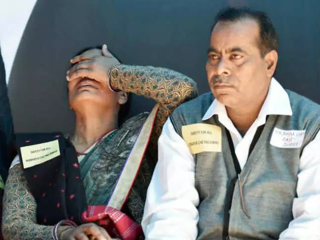 निर्भया प्रकरणात बलात्काऱ्यांना कोण वाचवतंय? सरकार, न्यायालय की आणखी कोणी?