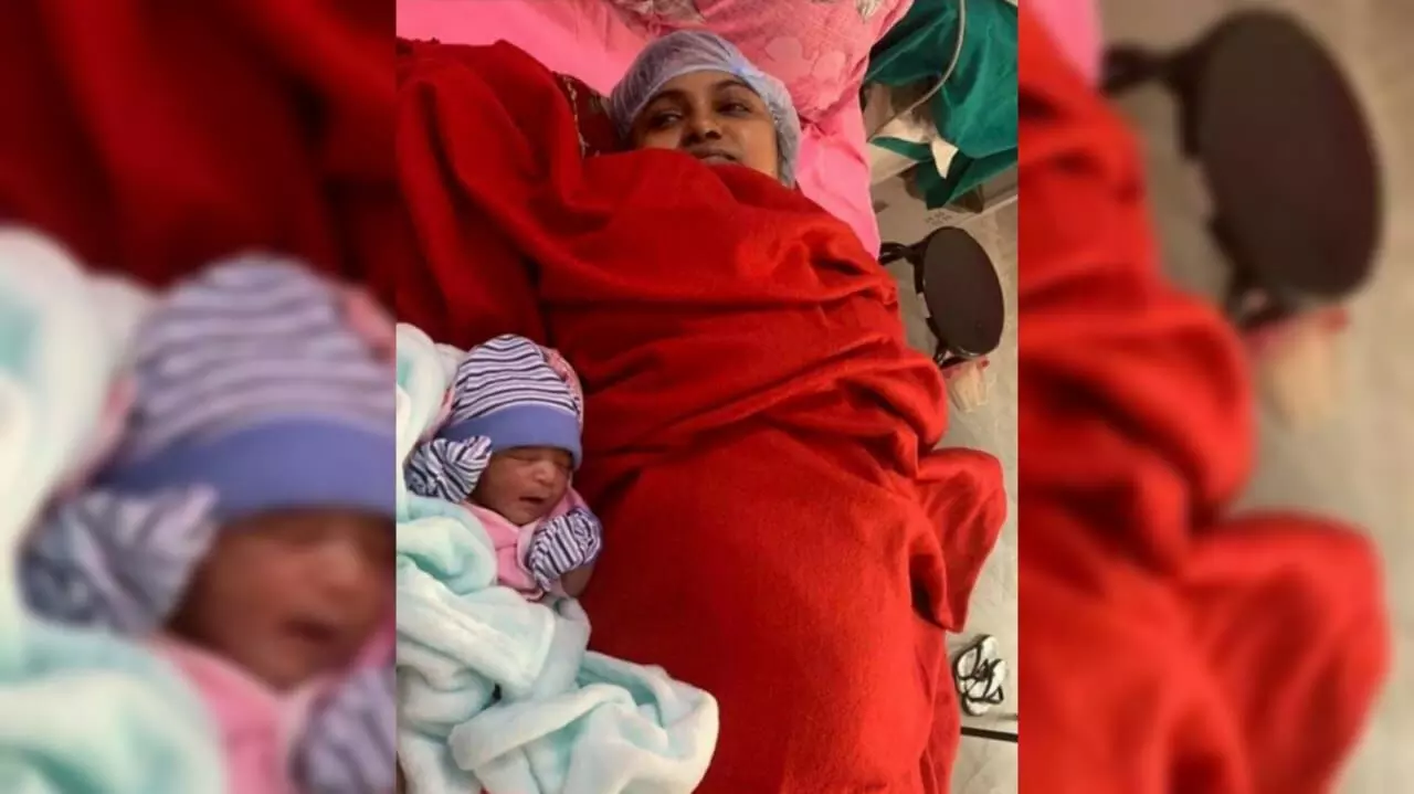 आयएएस अधिकारी महिलेचं स्तुत्य पाऊल.. सरकारी रुग्णालयात बाळाला दिला जन्म