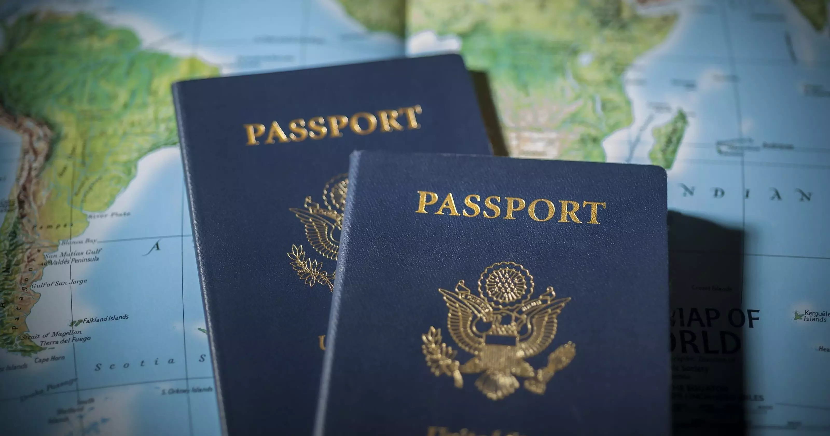 ‘या’ देशात मिळतो महिलांना १५ मिनिटात पासपोर्ट