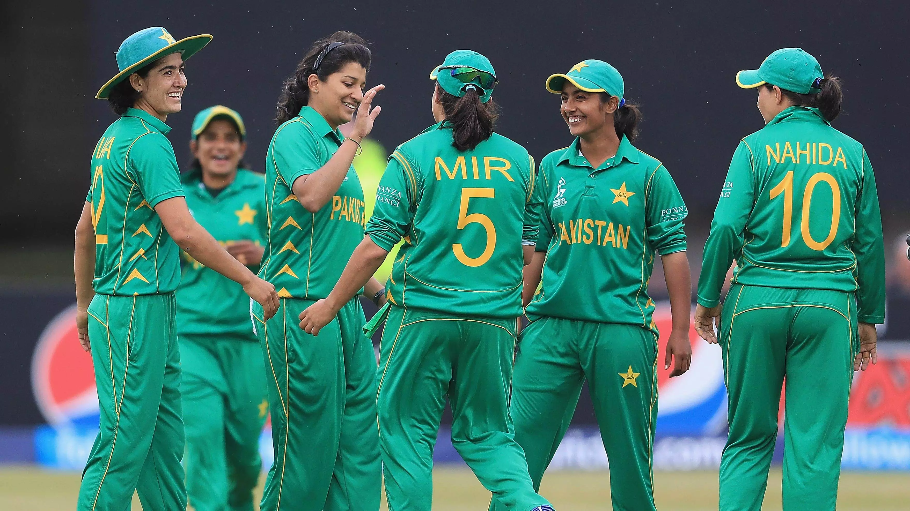 पाकिस्तान महिला क्रिकेट वनडे :  (BCCI) बीसीसीआई भारत सरकारकडे मागणार परवानगी