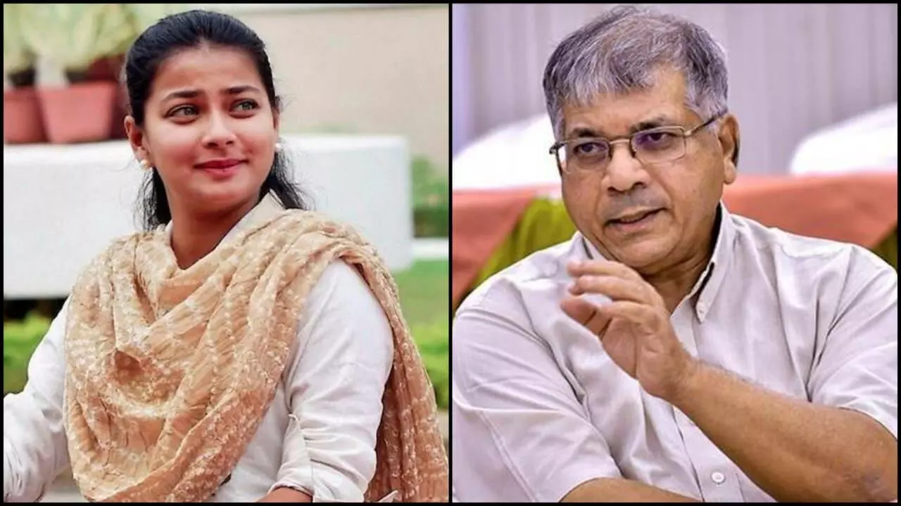 ‘प्रणिती शिंदेंनी बाळासाहेबांचं रक्त काढलं म्हणून, आम्ही रेव्ह पार्टीचं काढलं’