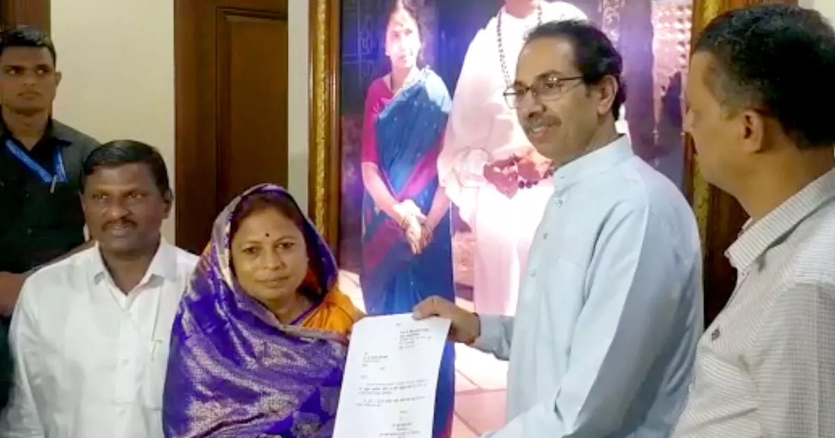 भाजपच्या बंडखोर मंजुळा गावित यांचा शिवसेनेला पाठिंबा