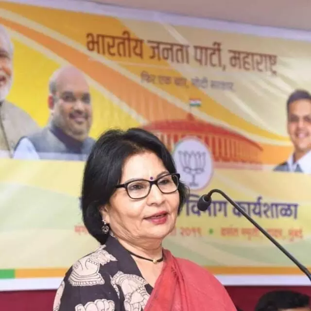 सर्व राजकीय पक्षांनी कवाडेंवर बहिष्कार घातला पाहिजे– कांता नलावडे