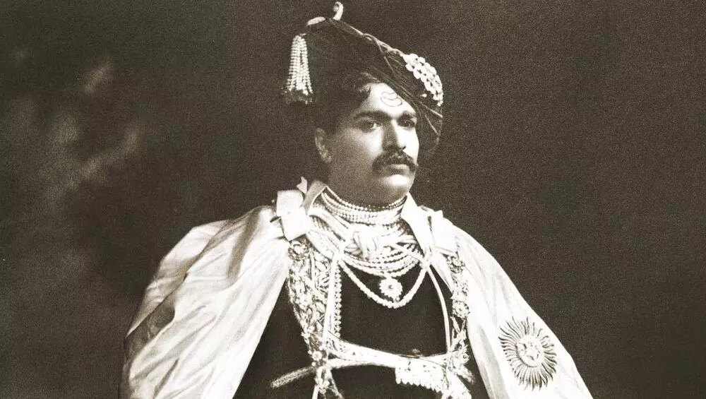 हिंदु - मुस्लिम एकता के प्रतीक राजर्षी शाहू महाराज