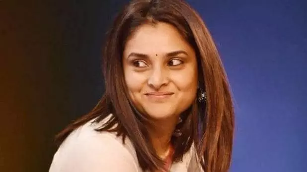 दिव्या स्पंदना यांचं ट्विटर बंद होण्यामागे काय कारण आहे?