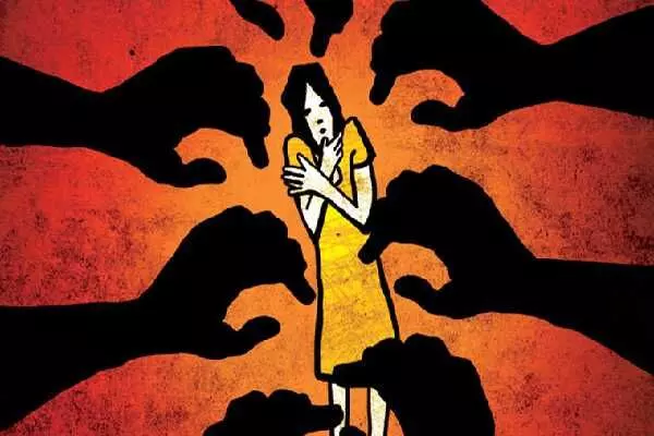 ‘या’ मुलींचा विनयभंग करण्याची कुणाची हिंमत नाही