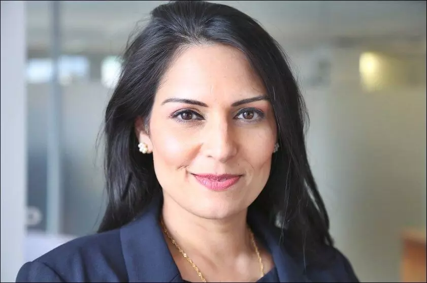 PRITI PATEL : ब्रिटीश सरकार मध्ये चार आशियाई