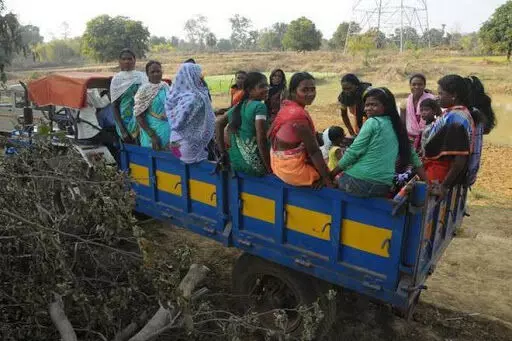 ग्रामीण भागात महिलांना रोजगाराच्या संधी उपलब्ध होणार...